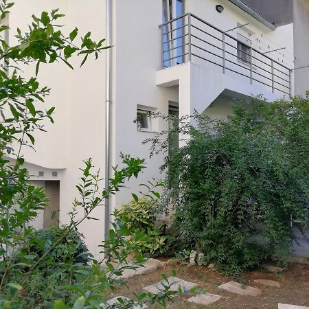 Apartment Nala ชิเบนิก ภายนอก รูปภาพ