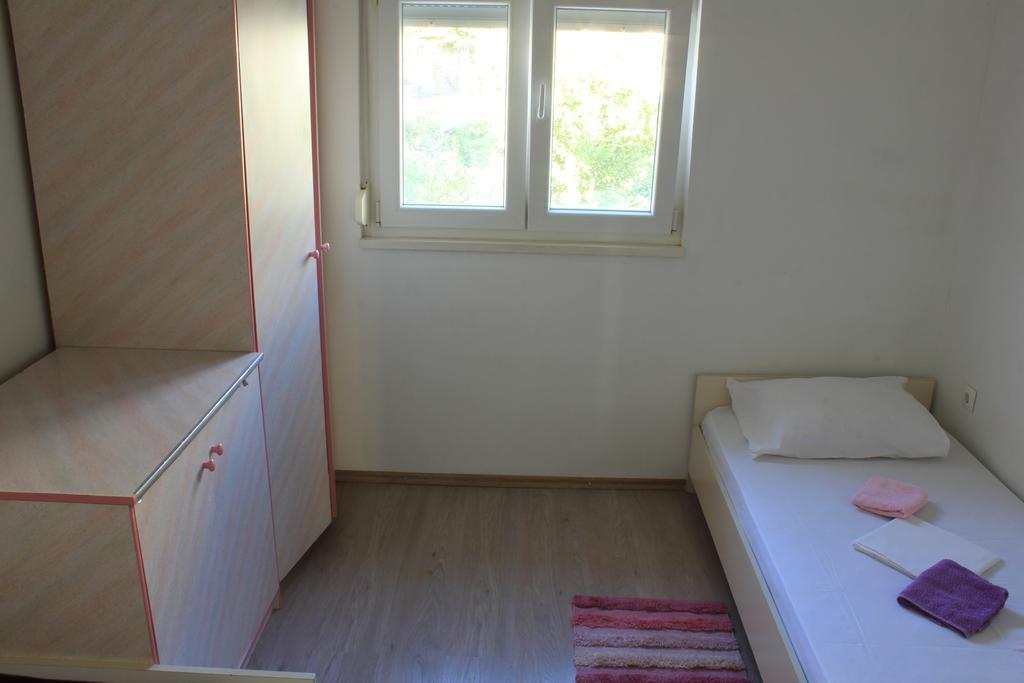 Apartment Nala ชิเบนิก ภายนอก รูปภาพ