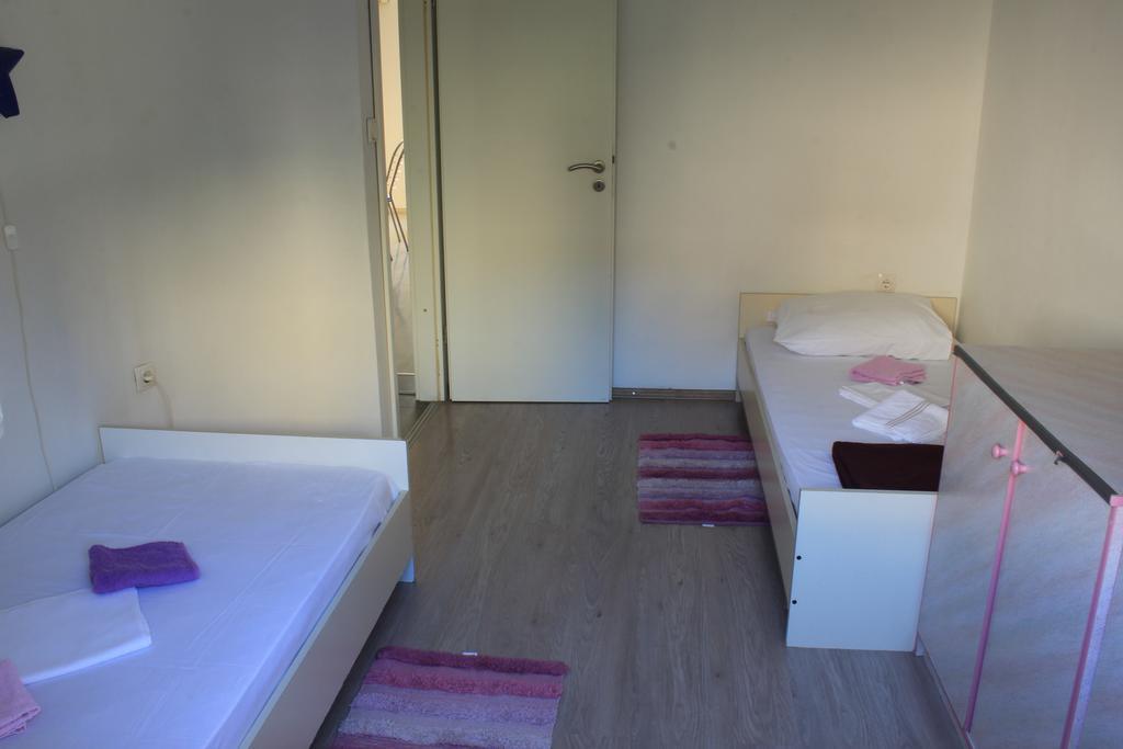 Apartment Nala ชิเบนิก ภายนอก รูปภาพ